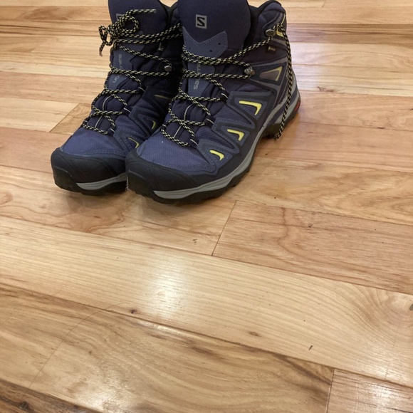 Salomon Women's X Ultra Pioneer Mid Waterproof - Picture 7 of 9